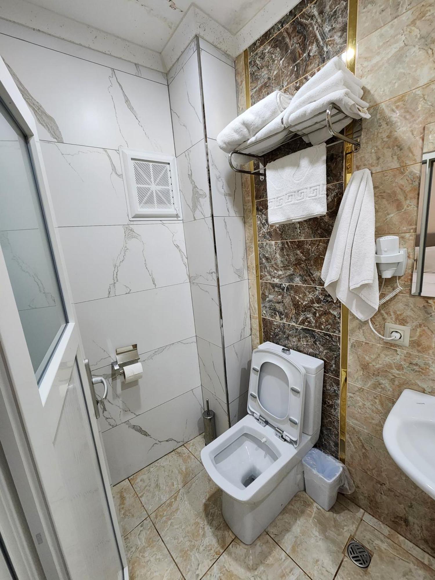 Esa Apart Hotel Trabzon Buitenkant foto